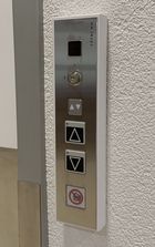 Aufputztableau mit Grosstastern