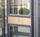 Tableau in Glasfront