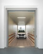 Warenaufzug 8.5t, der zugleich als Autolift dient